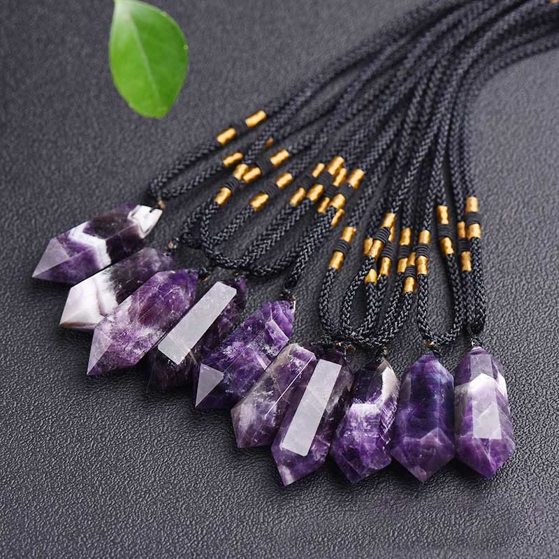 Lyra Amethyst Pendant – Natural and Healing Crystal Necklace for Inner Peace and Style