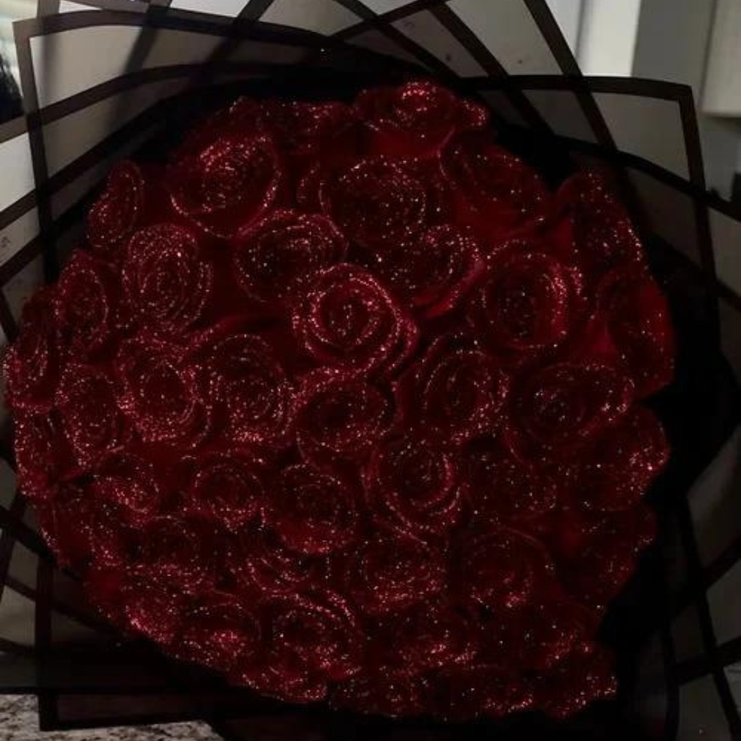 LumineRose – Glossy rose in eternal bloom with glass dome & LED light