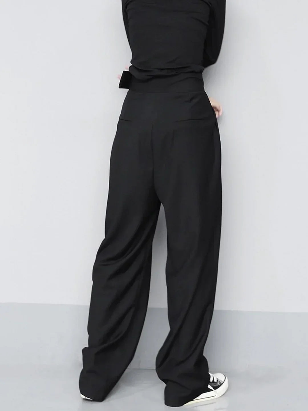 Britta | Pantalons amples amb tancament de velcro per a un estil sense esforç