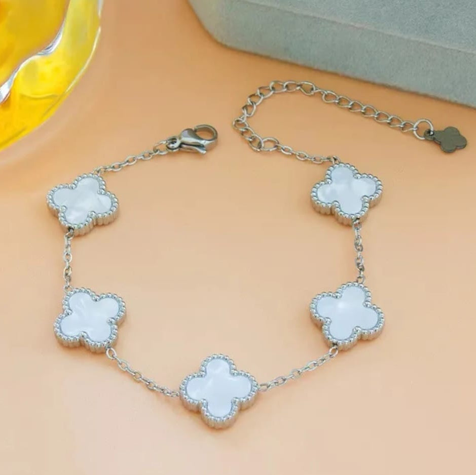 Pulseira Klaverblad – Elegancia de aceiro inoxidable dobre cara