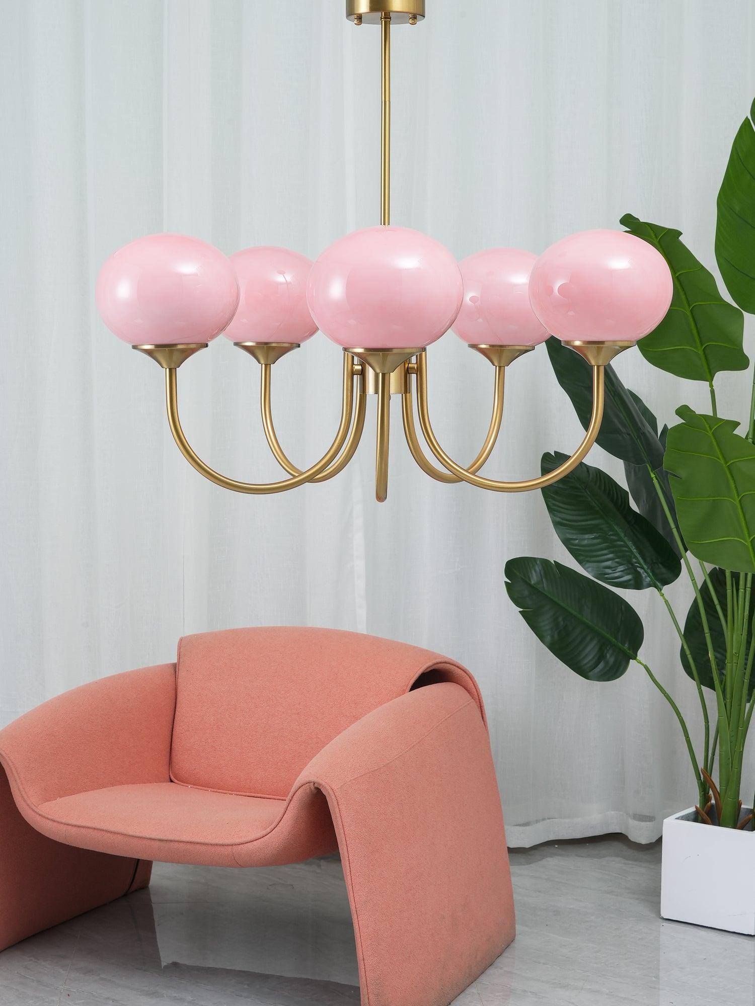 Lluminària de sostre Marshmallow | Llum de sostre daurada amb pantalles de vidre rosa
