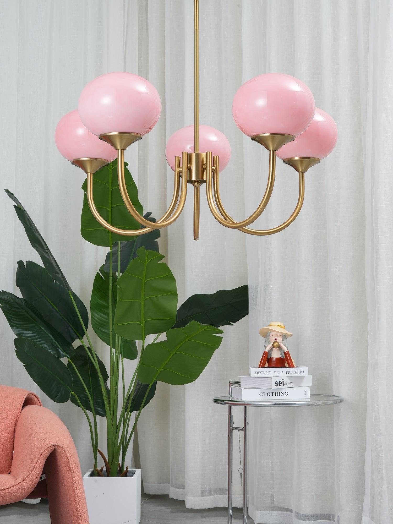 Lluminària de sostre Marshmallow | Llum de sostre daurada amb pantalles de vidre rosa