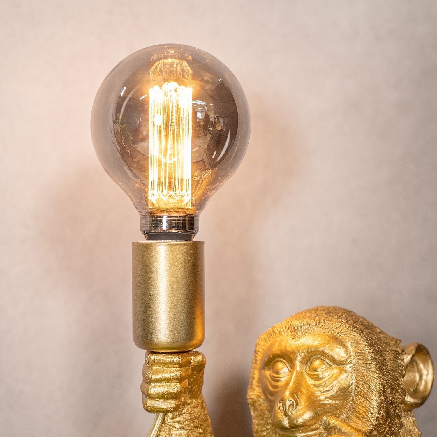 Llum de taula ChimpShine - Mico daurat - Luxe i únic - Ideal per a ambient i estil a casa