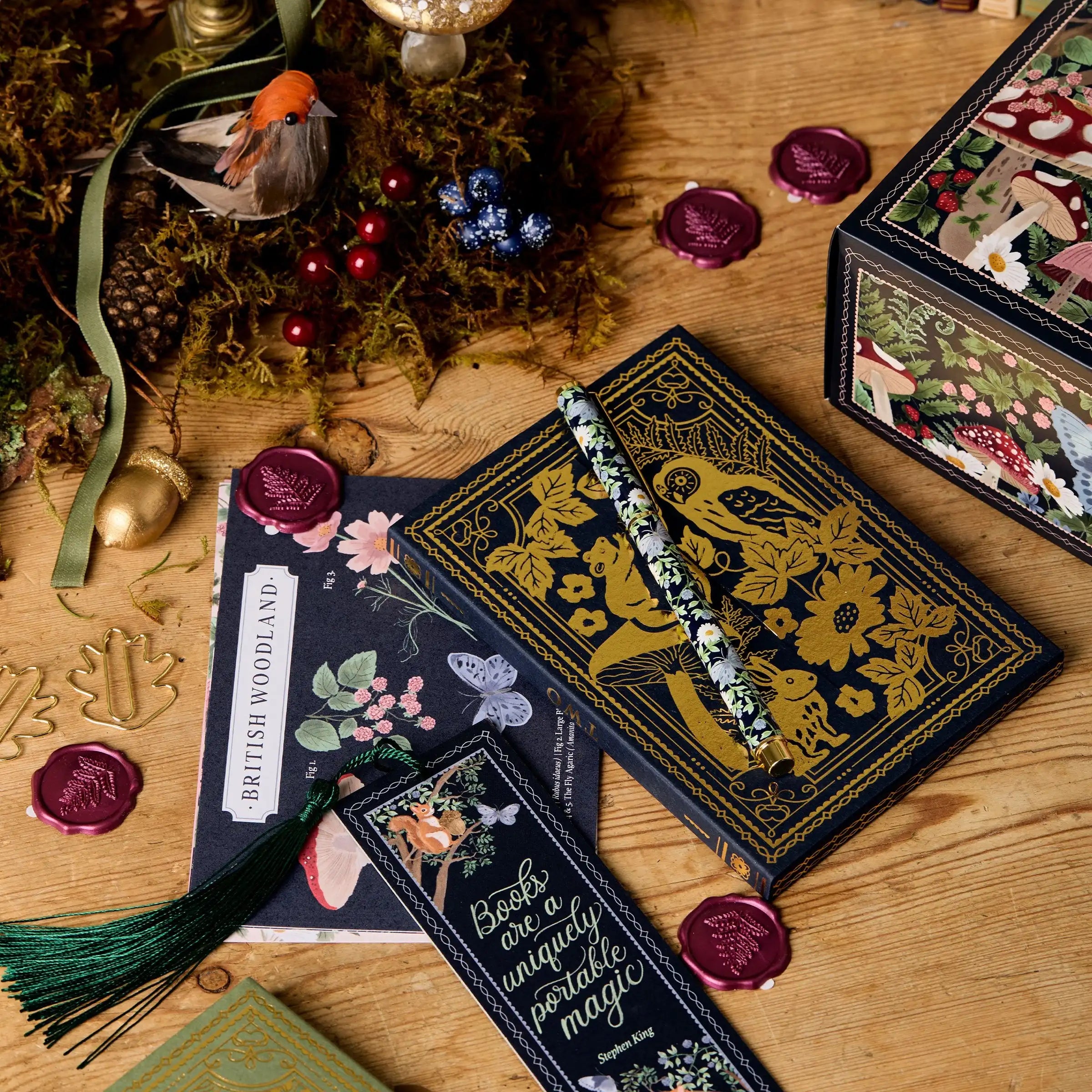 Calendario de Advento CraftJoy – 24 sorpresas creativas de papelería