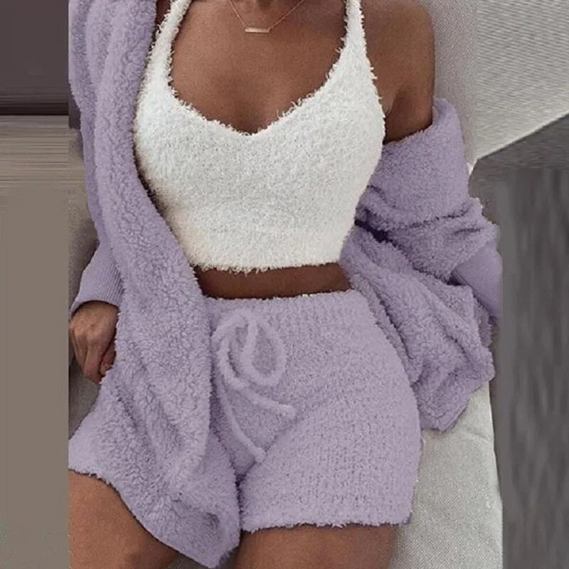 Conjunt de pijama de 3 peces per a dones – suau, còmode i amb una bata d'estil elegant