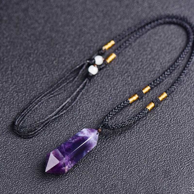 Lyra Amethyst Pendant – Natural and Healing Crystal Necklace for Inner Peace and Style
