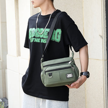 Melzano Kris | Shoulder bag with multiple compartments for daily use and travel