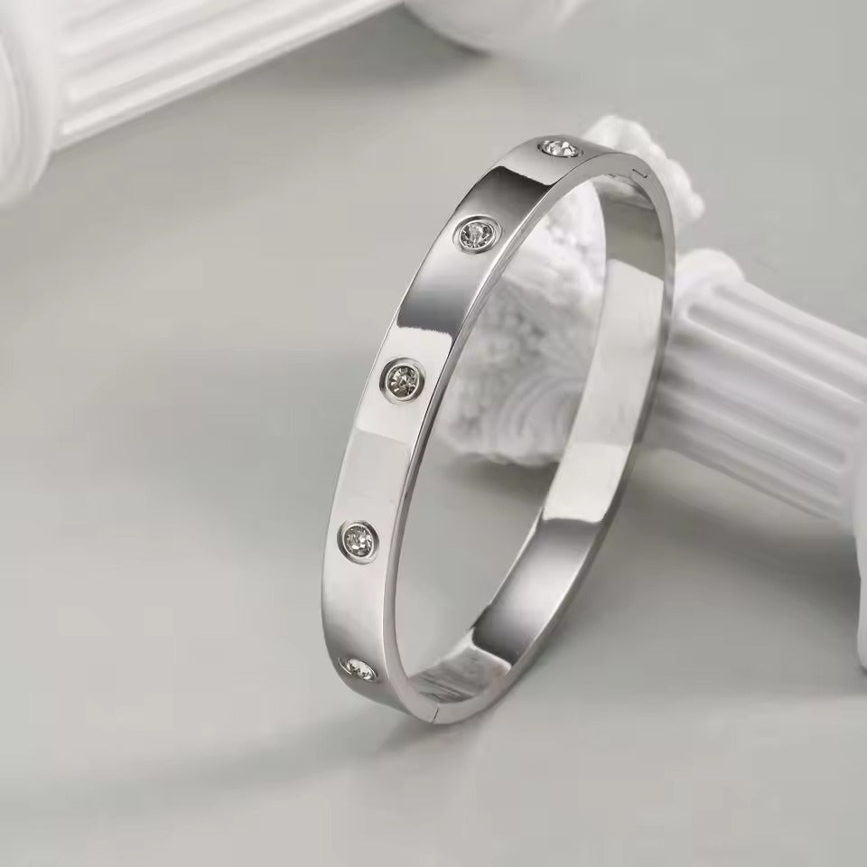 Aurelia – Conjunt de polseres d'acer inoxidable color plata – elegant per a dones a l'estiu