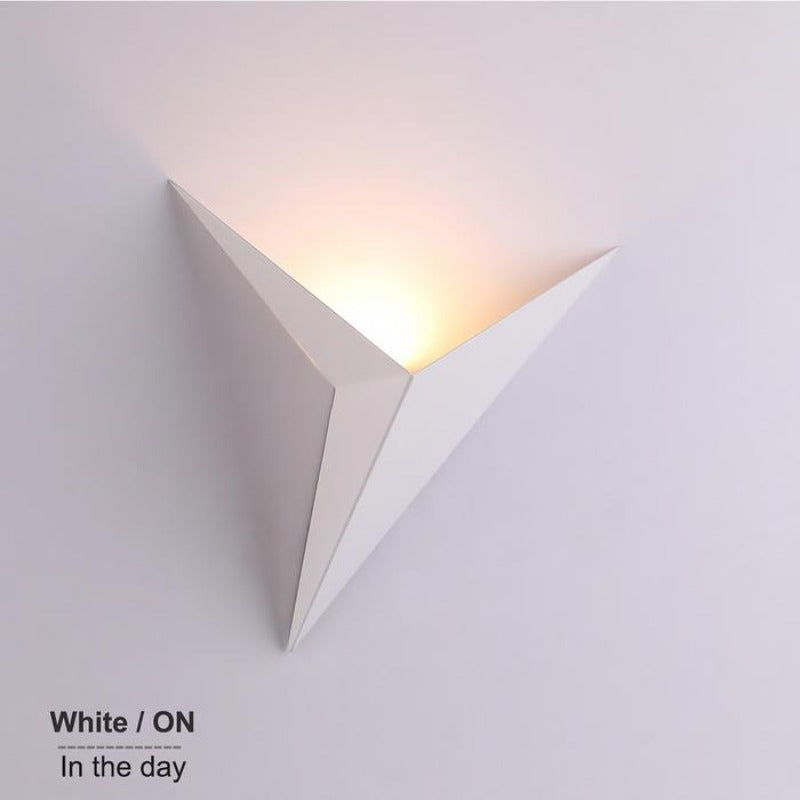 Origana – Scandinavian origami wall lamp – Modern LED design