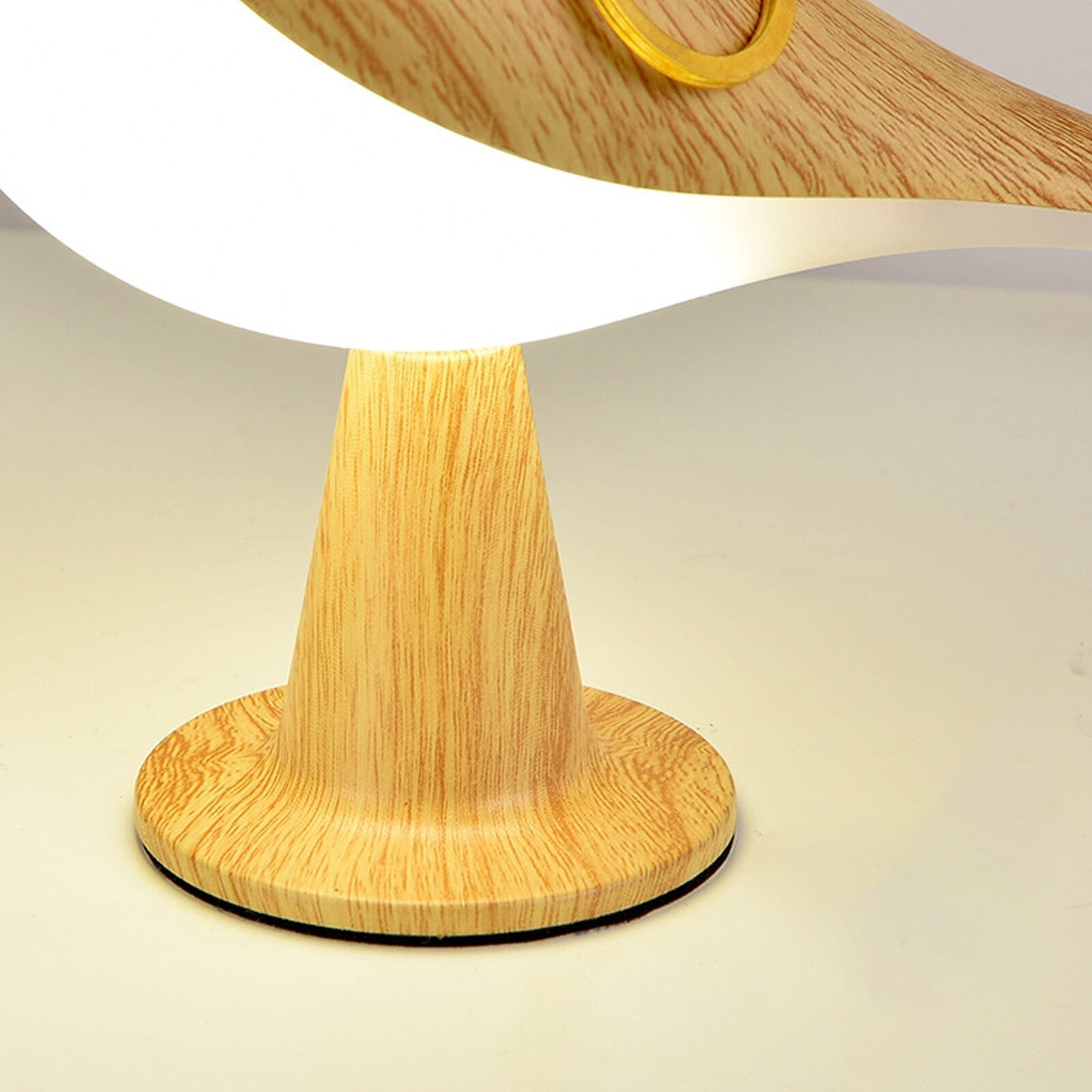 Winged Elegance Table Lamp - Night Lamp with Bird Design - Luxury and Functional