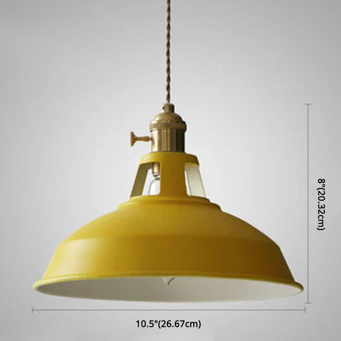 IronGlow – Lámpara colgante retro industrial con pantalla metálica – Diseño ajustable