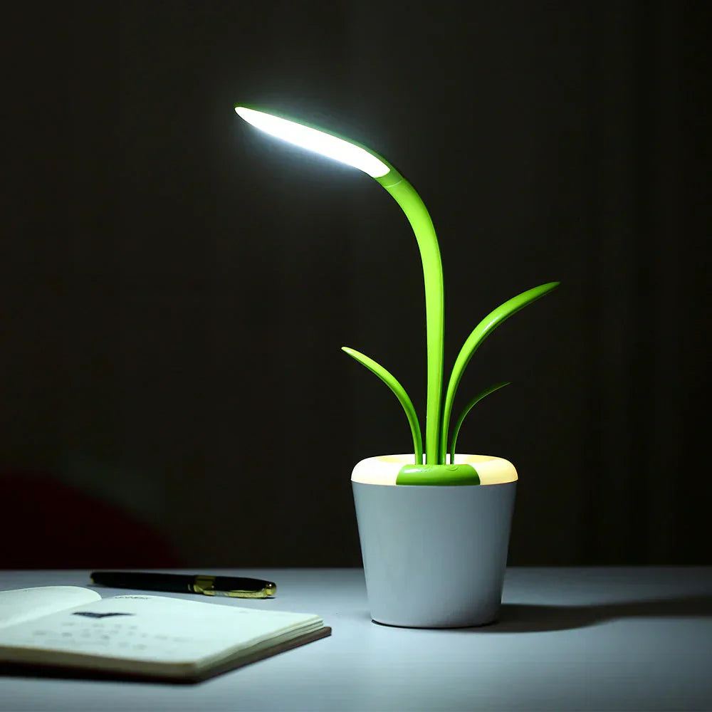 LuminaFlex Modern Desk Lamp - Stylish and Adjustable LED Lighting