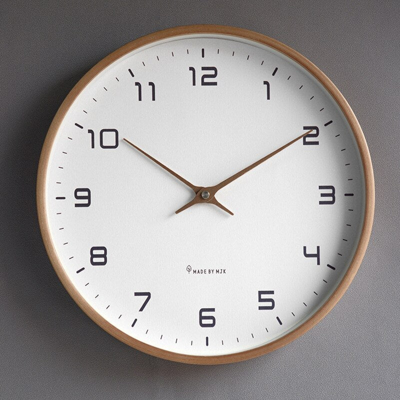 Houten wandklok Scandinavische eenvoud | Bruin & crème, 25x25 cm of 30x30 cm
