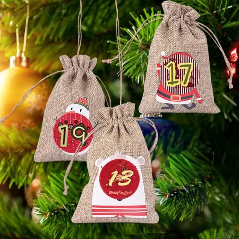HollyTime – Advent Calendar Set 24 Gift Bags & Stickers – Reusable