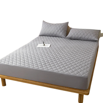 SleepSure – Cubierta de colchón impermeable con banda elástica – Gris/Blanco