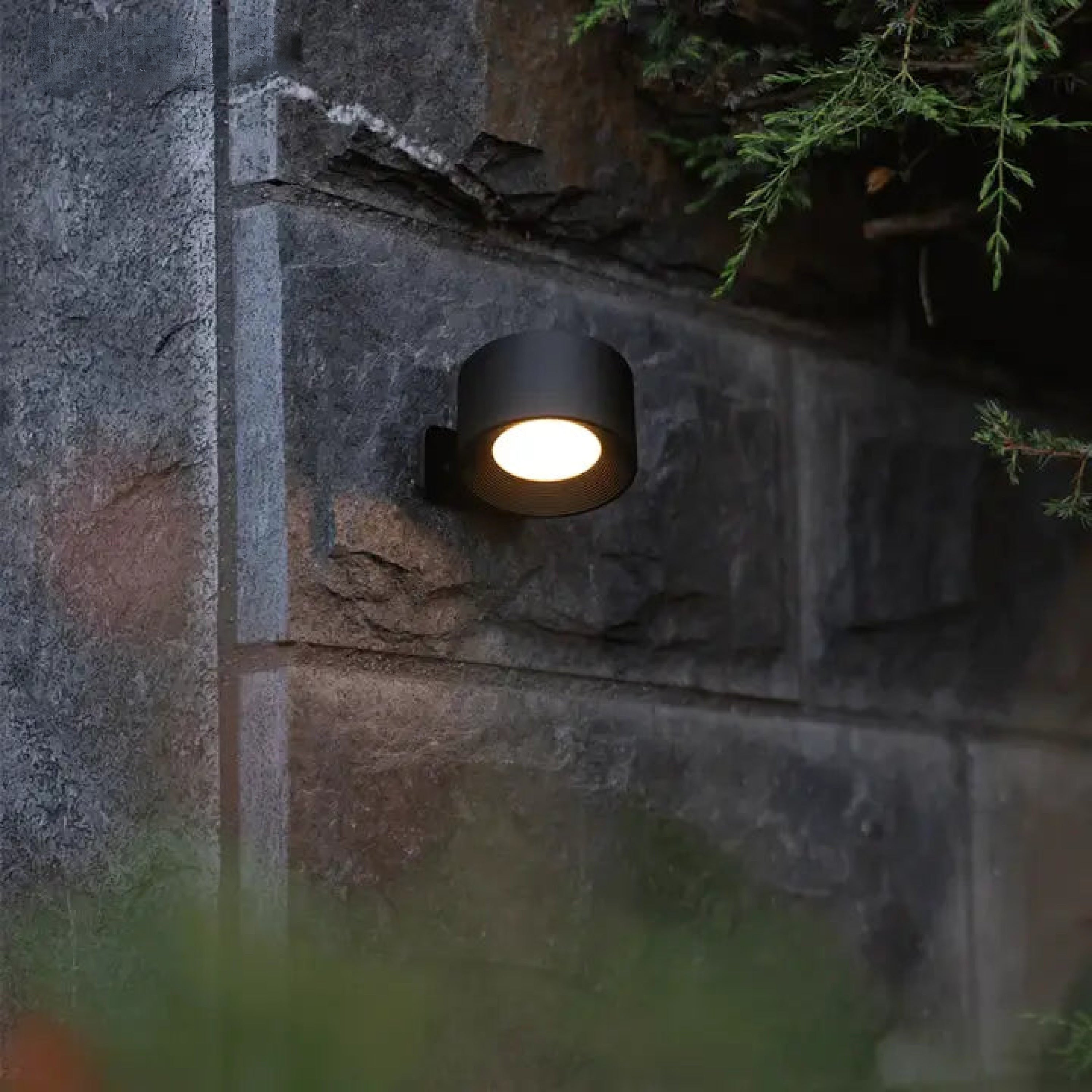 Furendi – Lámpara de pared recargable inalámbrica 360° – Iluminación interior y exterior