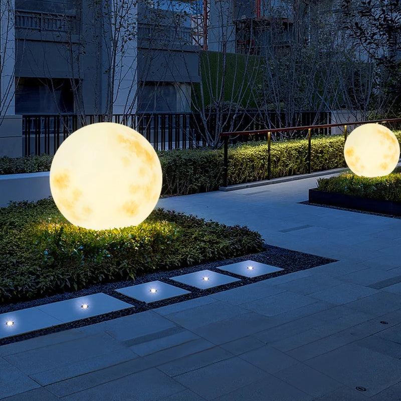 Melzano MoonlitOasis | Garden lamp in the shape of the moon
