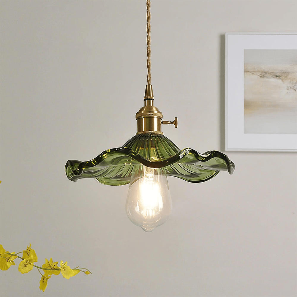 Liora | Hibiscusbloem Hanglamp – Glas & Messing, Verstelbaar, E27