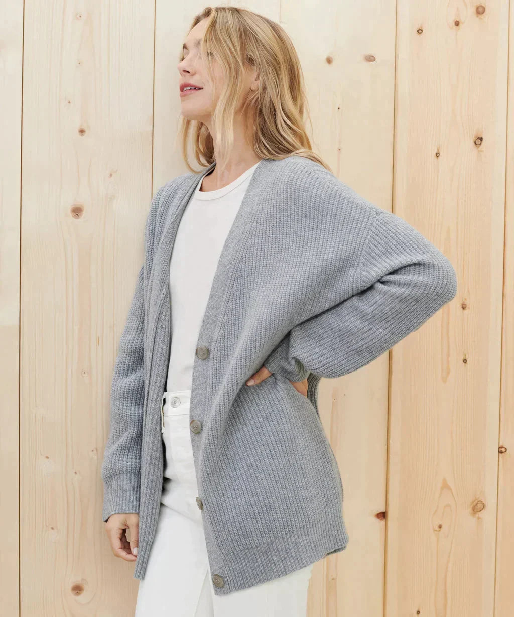 Soft cashmere cardigan – Timeless style meets elegant comfort