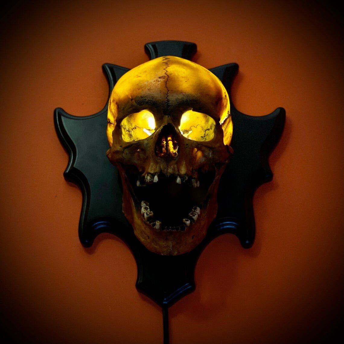 Skull Nightlight - LED Night Lamp | Cool Skeleton Design for Atmosphere