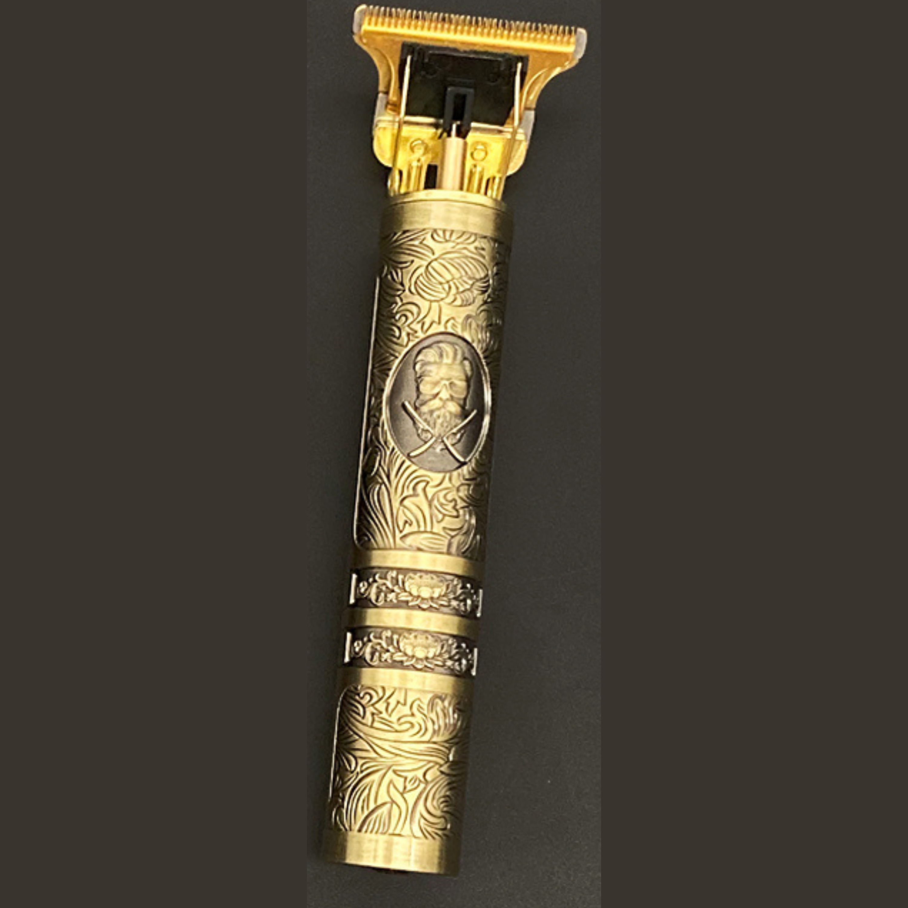 Skulltrim Vintage Beard Trimmer – Retro Design & Powerful Precision