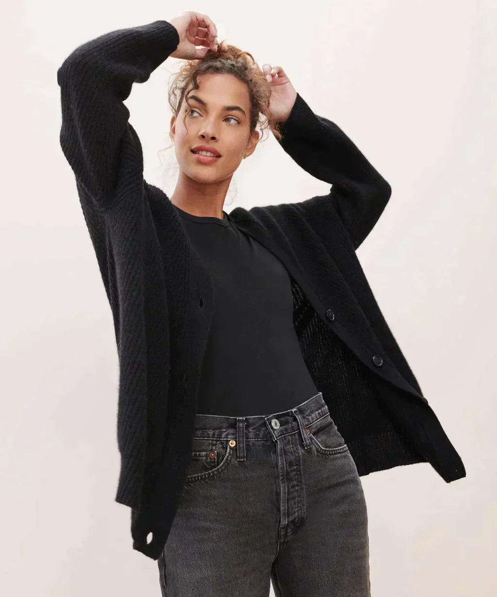 Soft cashmere cardigan – Timeless style meets elegant comfort