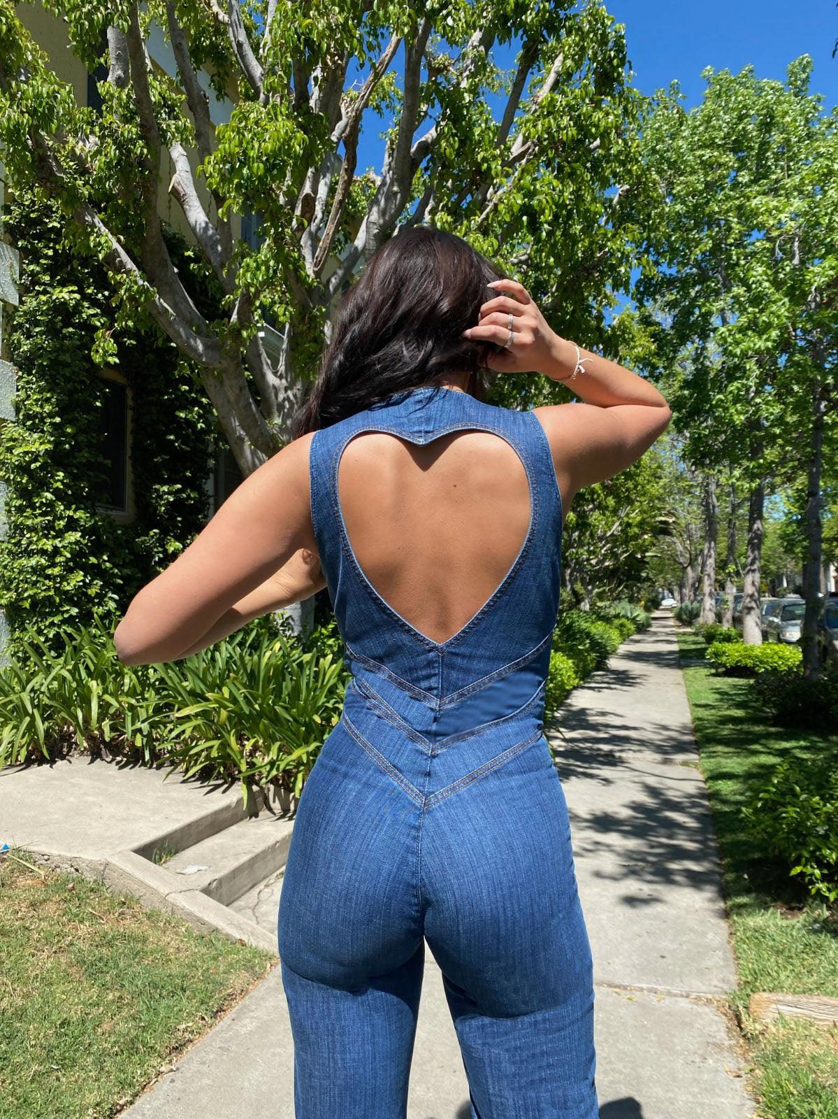 Elena Denim Jumpsuit – Elegant & Modern met Open Rug