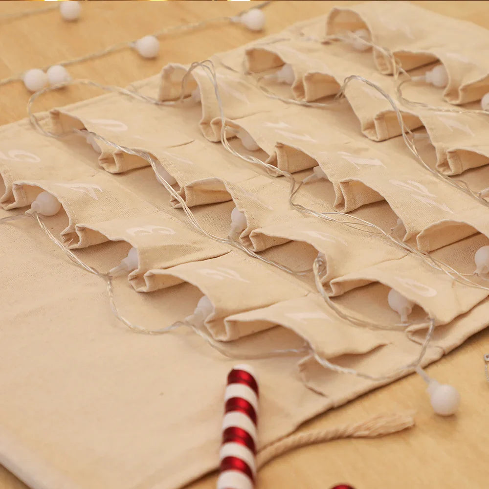 WinterCharm – Adventskalender met 24 Katoenen Zakjes – Personaliseerbaar & Herbruikbaar
