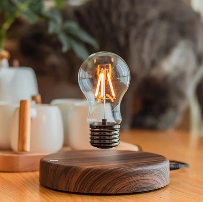 AuraLight – Magnetische Levitatie LED-lamp, Dimbaar voor huis of kantoor