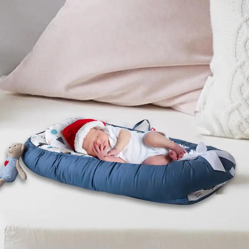 Nuvella Baby Lounger voor Pasgeborenen – Draagbaar Bedje met Verstelbaar Kussen, Ademend Katoen