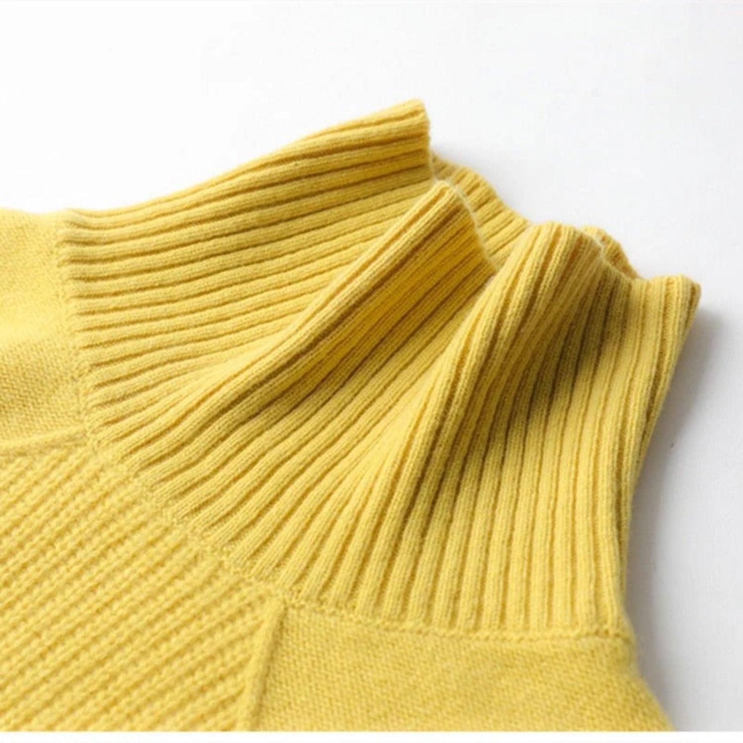 Veloria – Women's Cotton Turtleneck Sweater, Classic & Warm
