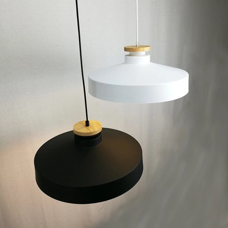 Scandiora – Wooden & metal pendant lamp in Scandinavian design