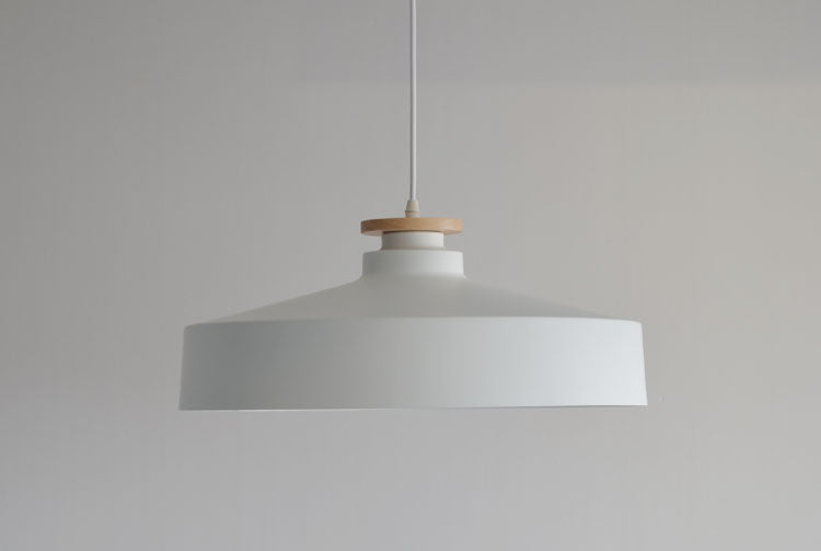 Scandiora – Wooden & metal pendant lamp in Scandinavian design