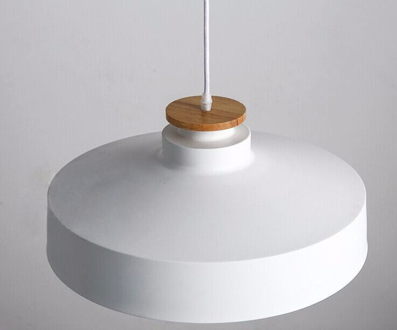 Scandiora – Wooden & metal pendant lamp in Scandinavian design