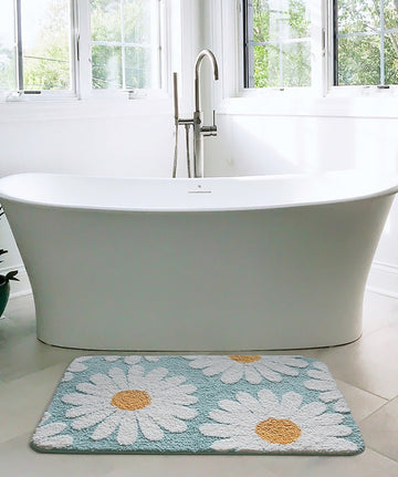 Blossora – Bath Mat with Daisy Pattern, Soft & Non-slip