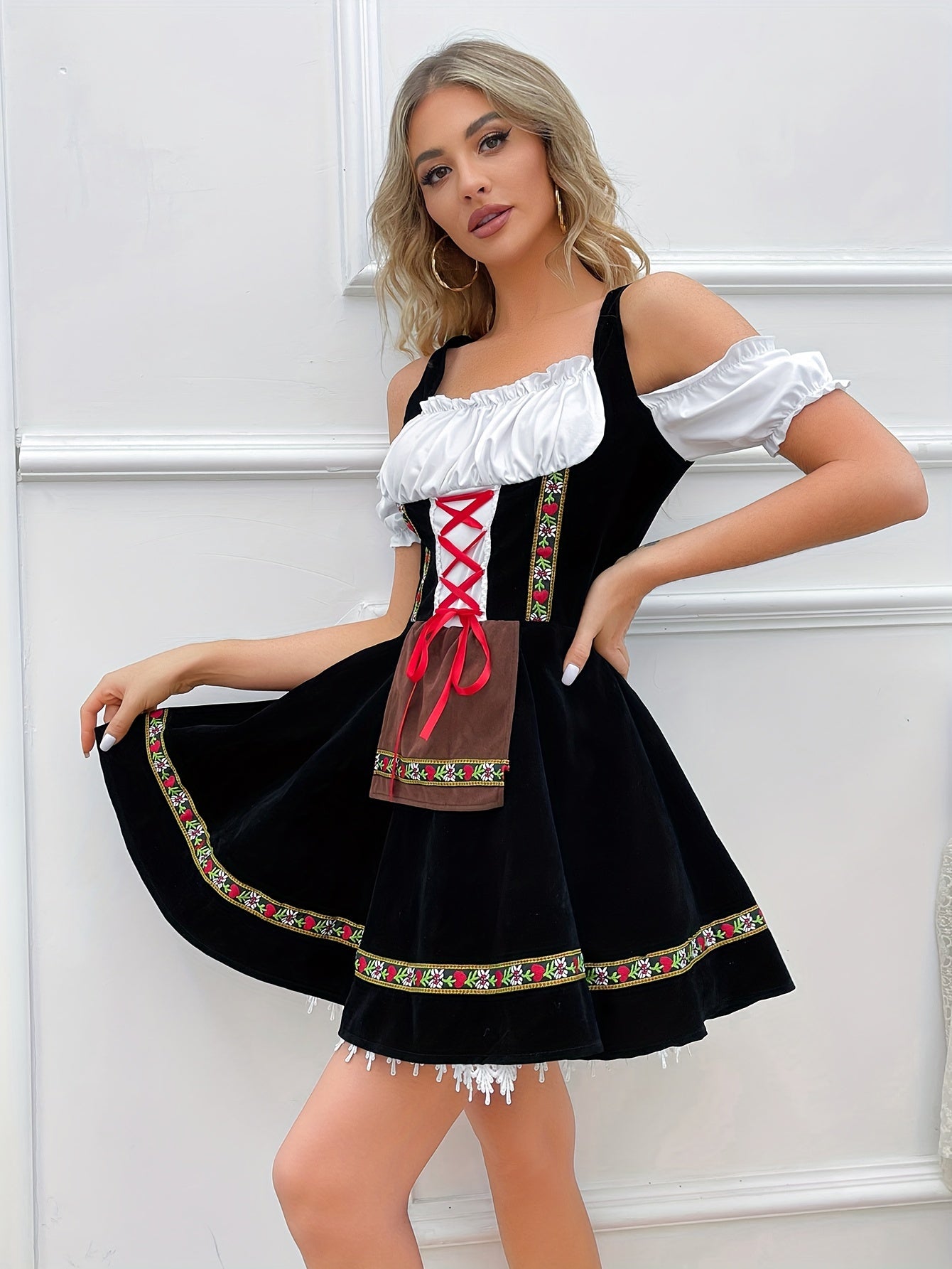 Herzblatt – Dames Dirndl Schoudervrij met Zwierige Rok – Voor Oktoberfest & Feesten