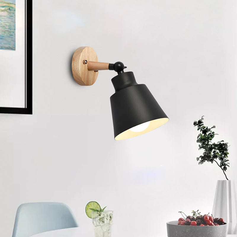 Modivra – Wall lamp wood & metal with rotatable shade, modern design