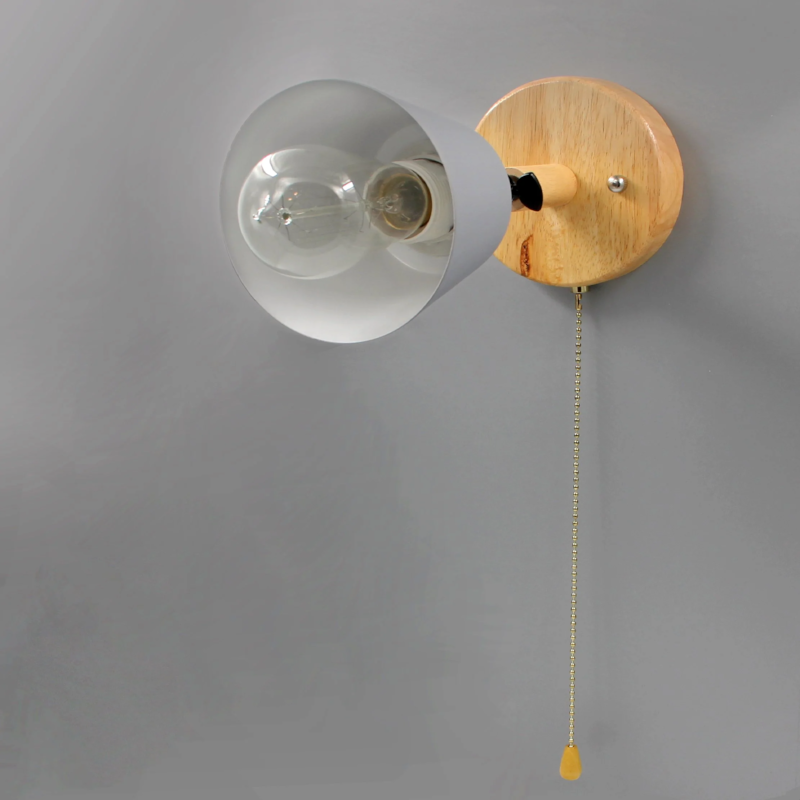 Valnera – Wall lamp wood & metal with adjustable shade and pull cord