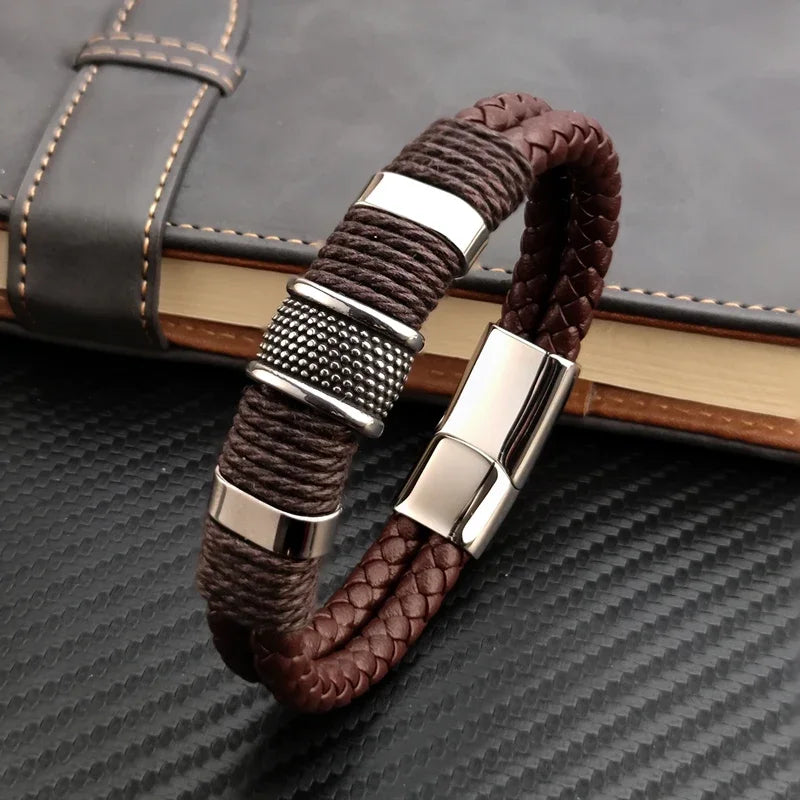 Pulsera para hombre de cuero - Marrón, diseño multicapa de acero inoxidable, elegante y duradero