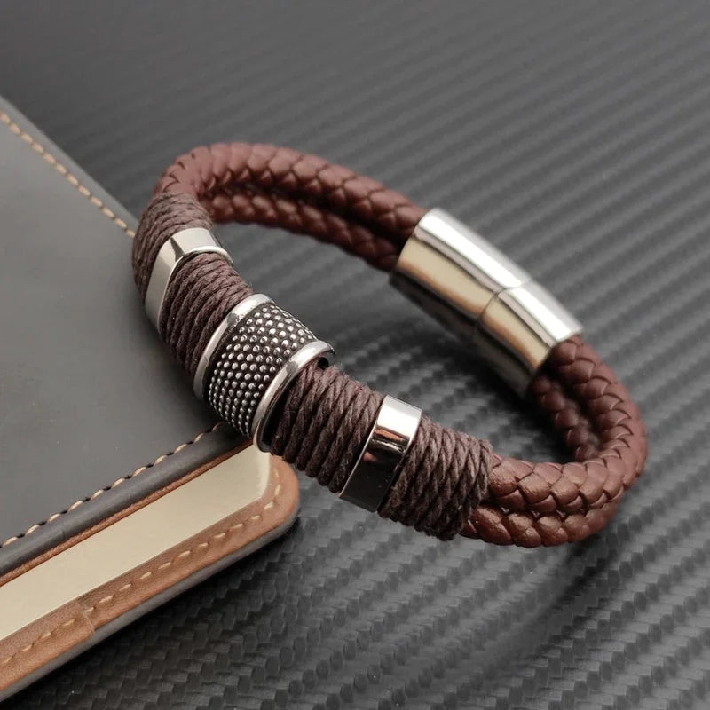 Pulsera para hombre de cuero - Marrón, diseño multicapa de acero inoxidable, elegante y duradero