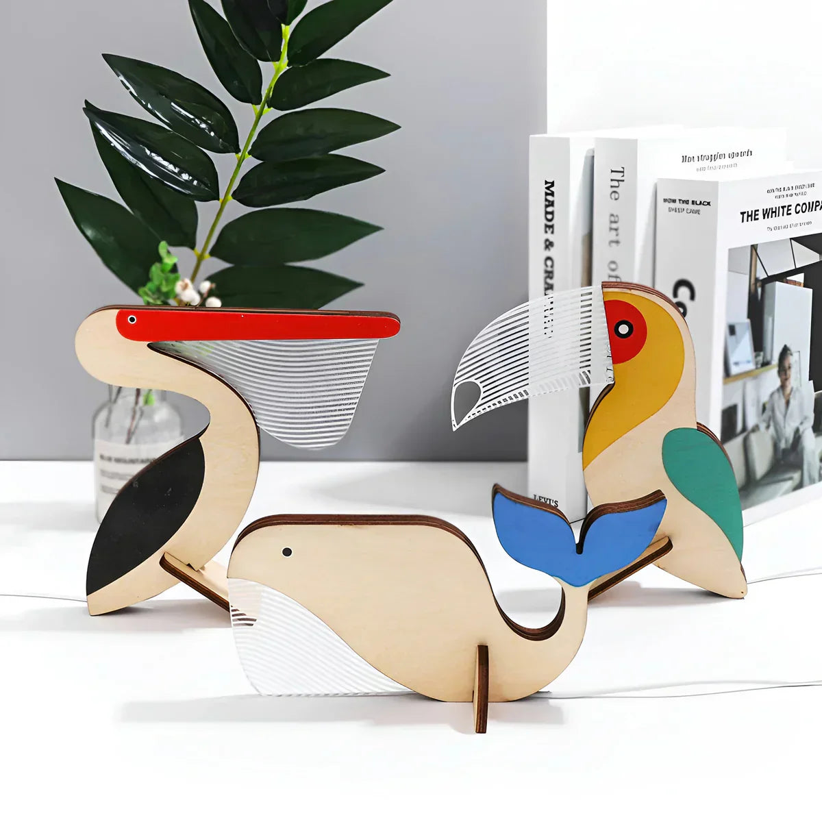 WildGlow Wooden Animal Table Lamp - Magical Night Light for Children's Rooms