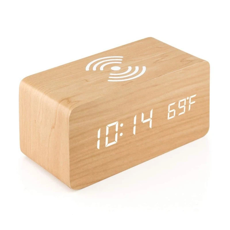 Woodline – Wooden digital clock wireless charging & 3 alarms – bedroom