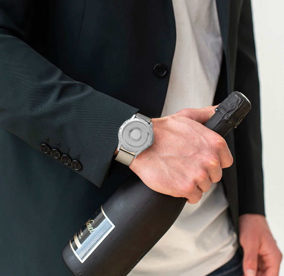 Melzano Magnet Ball Horloge Quartz - Elegant horloge met innovatief mechanisme