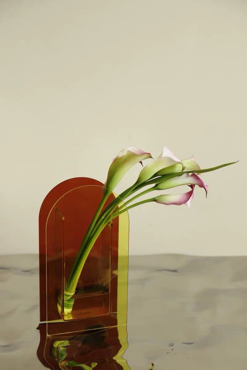 Acrilea – Jarrón acrílico transparente, colorido y versátil para decoración y escritorio