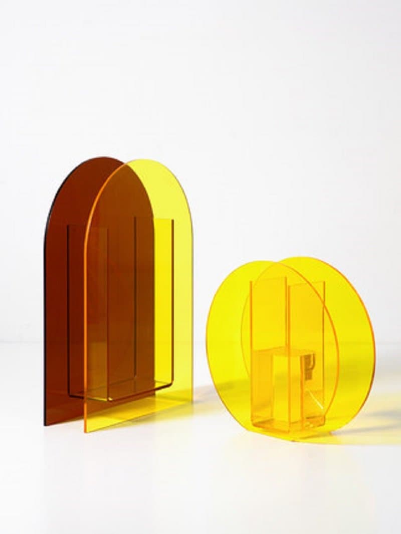 Acrilea – Jarrón acrílico transparente, colorido y versátil para decoración y escritorio