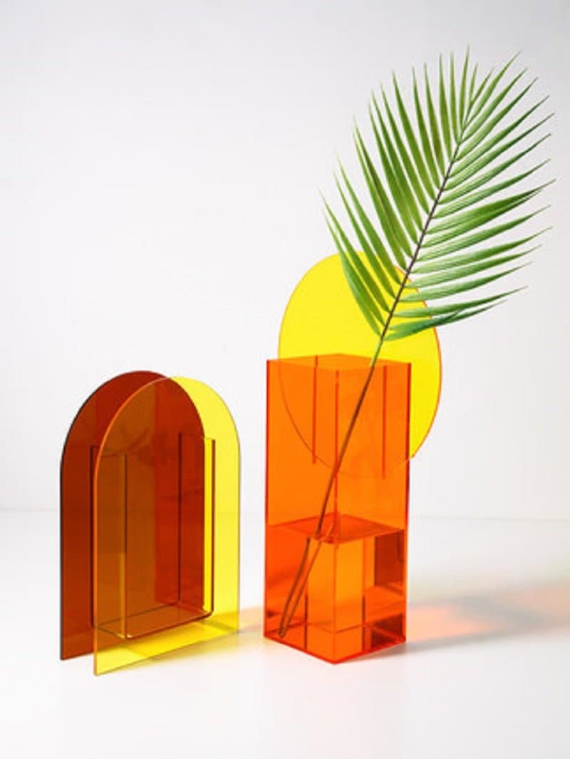 Acrilea – Jarrón acrílico transparente, colorido y versátil para decoración y escritorio
