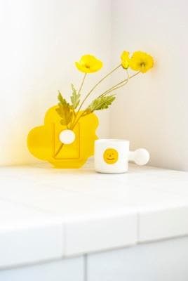 Acrilea – Jarrón acrílico transparente, colorido y versátil para decoración y escritorio