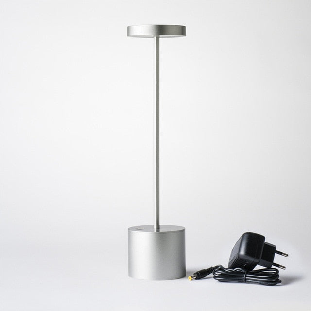 Aluvia – Dimbare Draadloze LED Tafellamp, Aluminium & Oplaadbaar