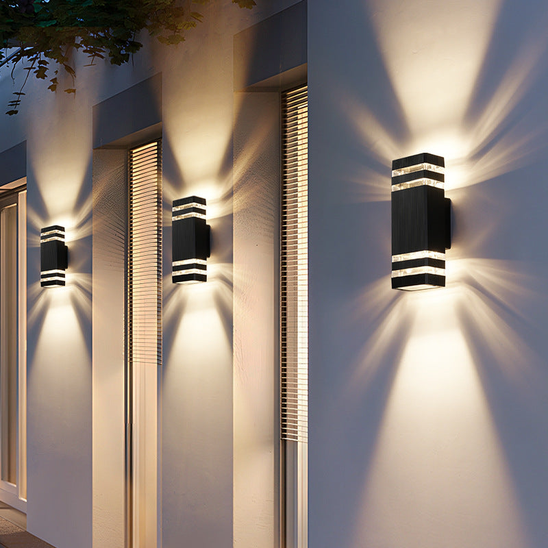 Lumora – Outdoor wall lamp 2-way light beam – Aluminum & glass E27