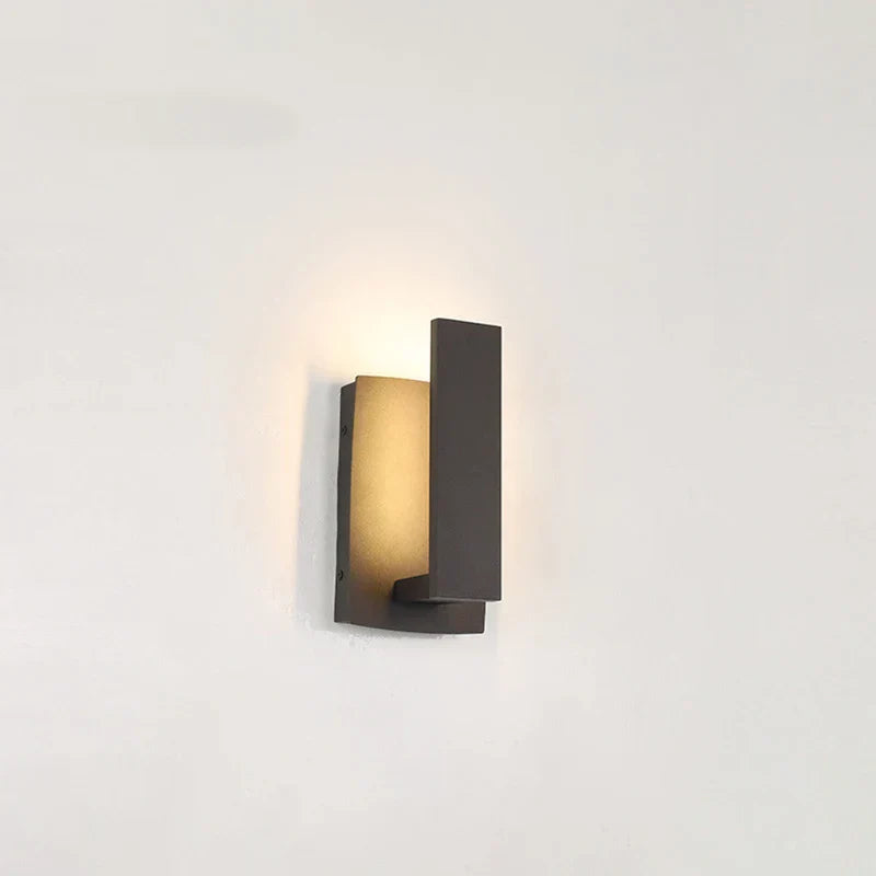 LumiereRugueuse - Stylish and robust wall light